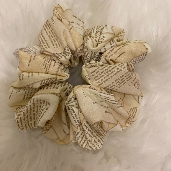 Book Pages Print Hair Scrunchie. Multicolor . Medium. - Picture 3 of 9